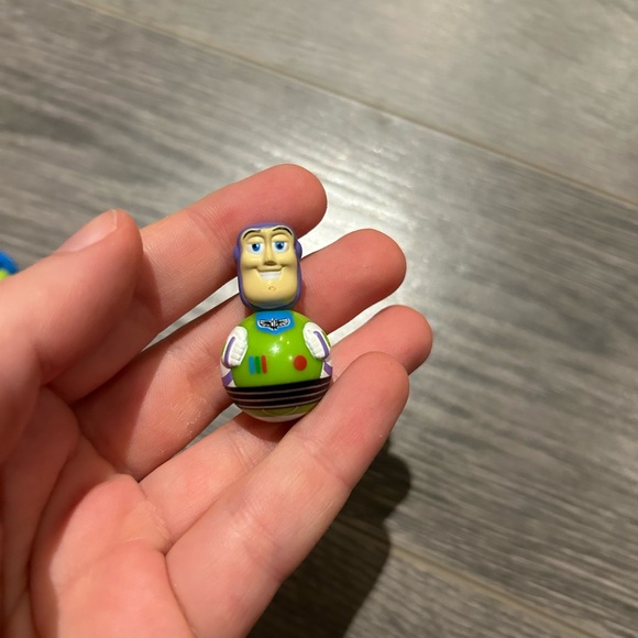 Buzz lightyear and little green alien wobbles - Picture 4 of 5